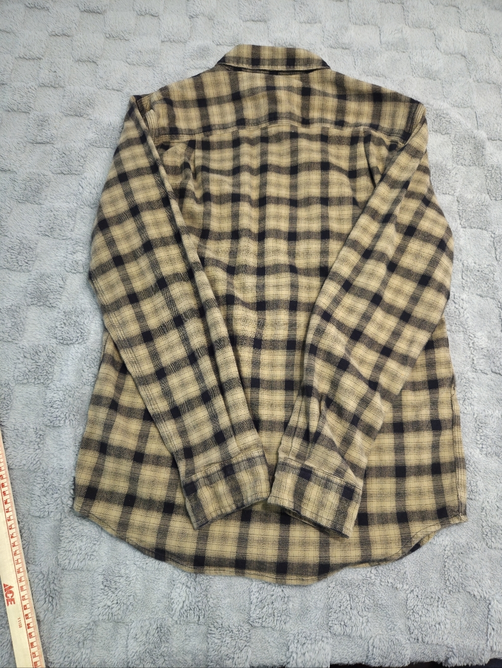 Carhartt Men’s Tan and Black Plaid Button-Down Flannel Size S - Picture 2 of 8